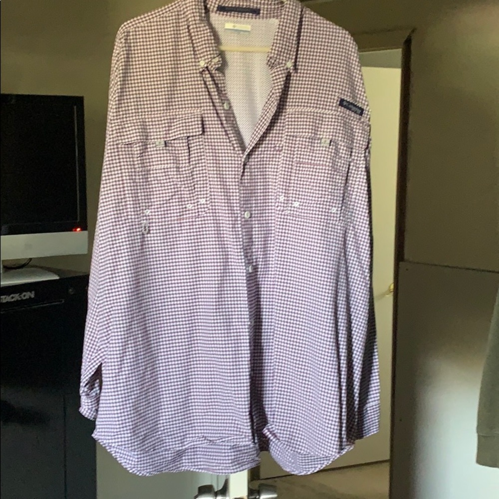 Columbia long sleeve shirt like new